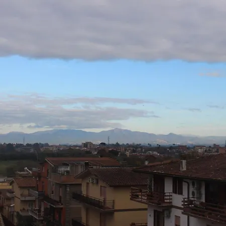 Apartment Casa Santa Cornelia Vicino A Ospedale Sant Andrea