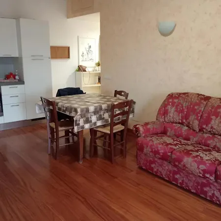 Apartment Casa Santa Cornelia Vicino A Ospedale Sant Andrea *